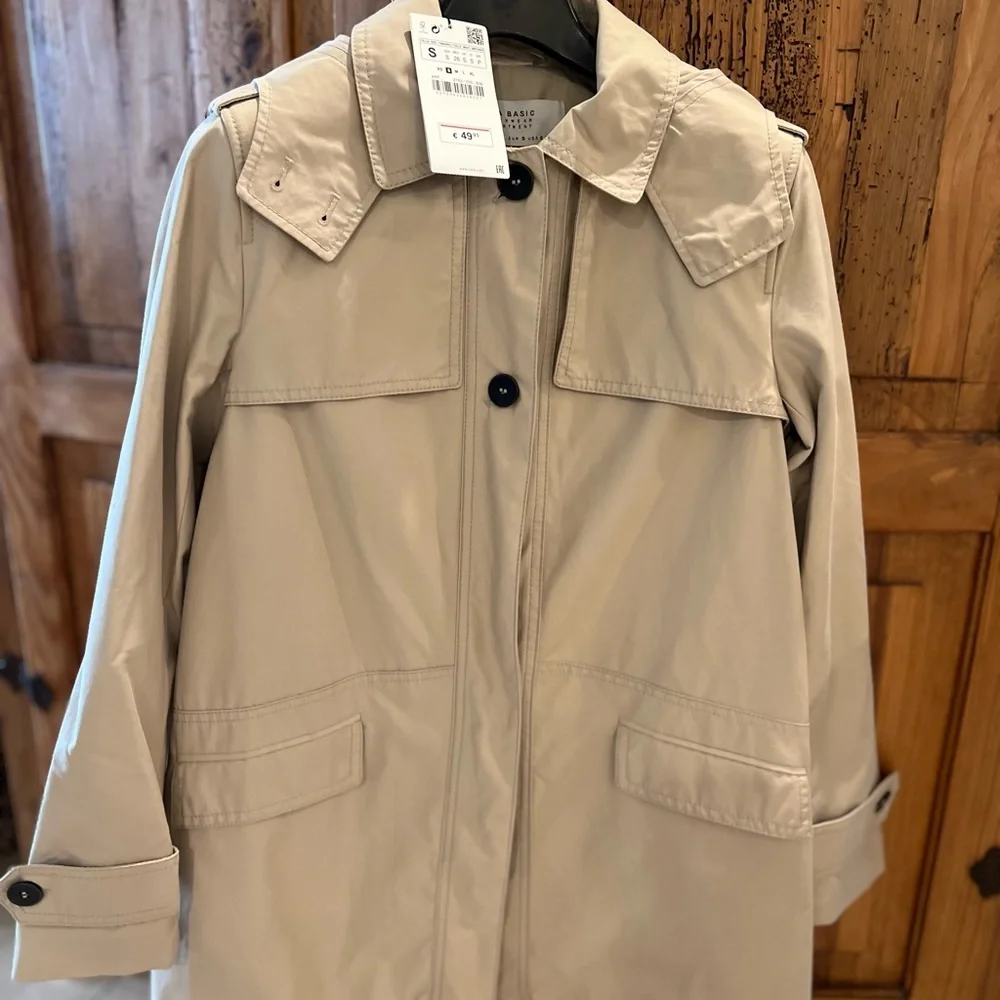 Brand new never used Zara Basic Trench Coat - Picture 9 of 10
